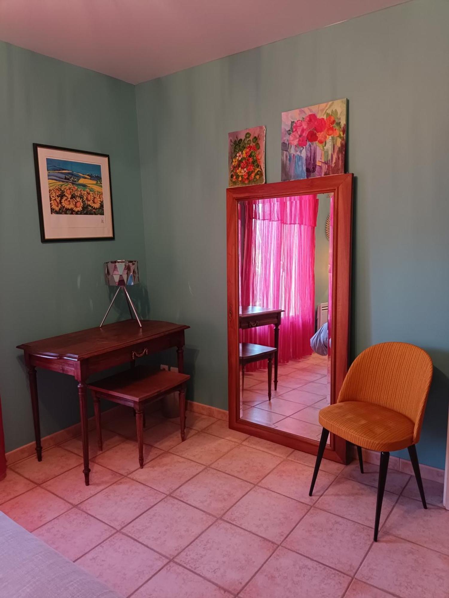 Chambres Tricastine Et Venise Сен-Поль-Труа-Шато Екстер'єр фото